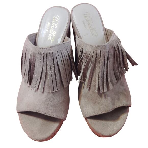 Unbridled Ariat Fringe Cork Mule 4" tan slip on heels Sz 7 good condition - Picture 1 of 7